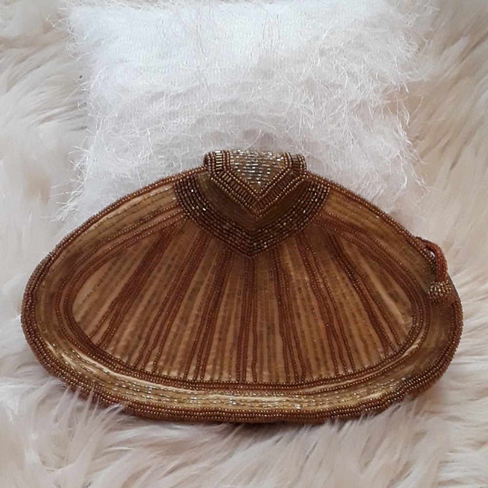 Bag clutch
